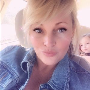 Meet your Posher, Nichole
